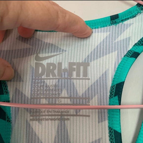 Nike Dri-Fit Lightly Ribbed Tank - Picture 4 of 4